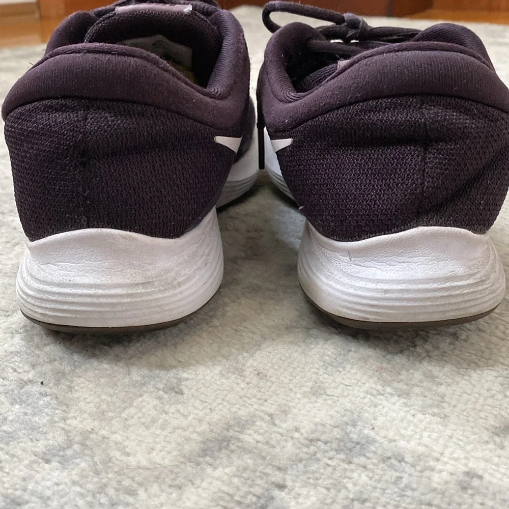 NIKE Revolution 4 sneakers - Picture 5 of 10